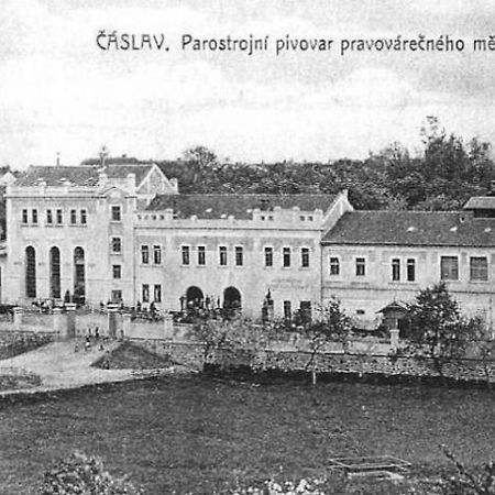 Pivovarska Restaurace Часлав Екстер'єр фото